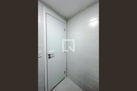 Banheiro de kitnet/studio para alugar com 1 quarto, 20m² em Ipiranga, São Paulo