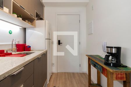 Cozinha de kitnet/studio à venda com 1 quarto, 25m² em Jardim das Acacias, São Paulo