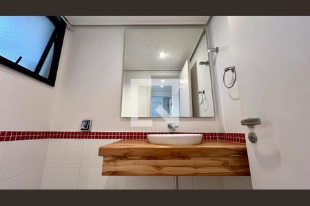 Lavabo de apartamento para alugar com 3 quartos, 144m² em Jardim Paulistano, São Paulo