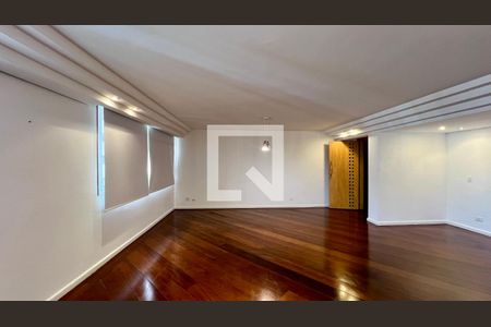 Sala  de apartamento para alugar com 3 quartos, 144m² em Jardim Paulistano, São Paulo