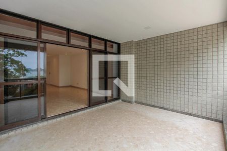 Varanda de apartamento para alugar com 3 quartos, 150m² em Barra da Tijuca, Rio de Janeiro