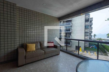 Varanda de apartamento para alugar com 3 quartos, 150m² em Barra da Tijuca, Rio de Janeiro