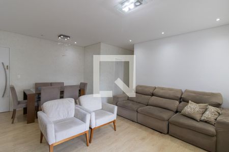 Sala de apartamento à venda com 3 quartos, 74m² em Vila Rosalia, Guarulhos