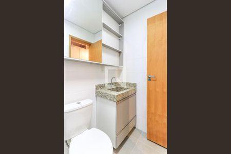 Banheiro de apartamento para alugar com 1 quarto, 42m² em Jardim Caravelas, São Paulo