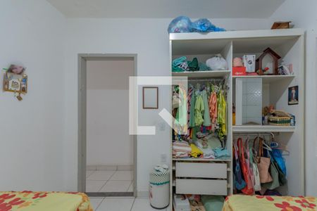 Quarto 2 de casa à venda com 3 quartos, 365m² em Tupi B, Belo Horizonte