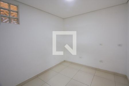 Quarto 1 de casa para alugar com 2 quartos, 60m² em Jardim São Luís, São Paulo