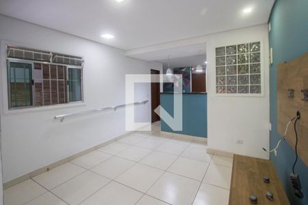 Sala de casa para alugar com 2 quartos, 60m² em Jardim São Luís, São Paulo