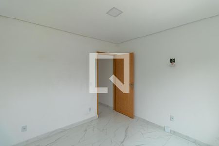 Quarto 1 de casa à venda com 4 quartos, 150m² em Vila Nhocune, São Paulo