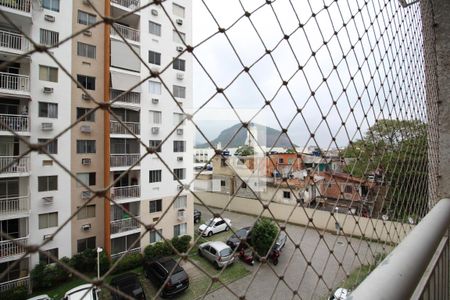 Sala - Vista de apartamento à venda com 2 quartos, 50m² em Anil, Rio de Janeiro