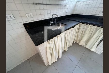 Cozinha de apartamento à venda com 2 quartos, 75m² em Água Branca, São Paulo