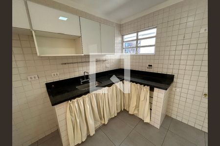 Cozinha de apartamento à venda com 2 quartos, 75m² em Água Branca, São Paulo