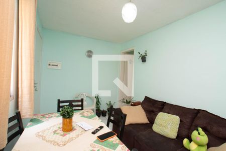 Sala de apartamento para alugar com 2 quartos, 45m² em Jardim Guilhermino, Guarulhos