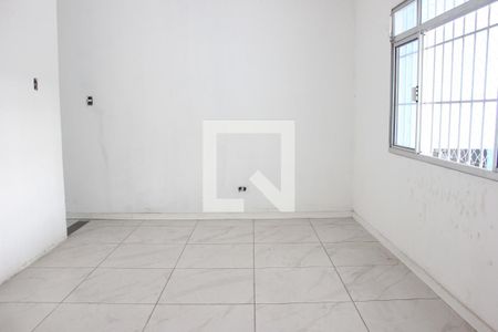 Sala casa 1 de casa à venda com 6 quartos, 230m² em Jardim Gracinda, Guarulhos