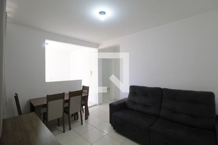 Sala de apartamento para alugar com 2 quartos, 45m² em Gávea, Uberlândia