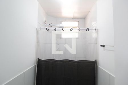 Banheiro Social de apartamento para alugar com 2 quartos, 45m² em Gávea, Uberlândia