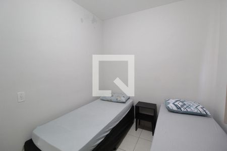 Quarto 2 de apartamento para alugar com 2 quartos, 45m² em Gávea, Uberlândia