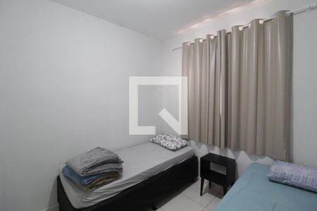 Quarto 1 de apartamento para alugar com 2 quartos, 45m² em Gávea, Uberlândia