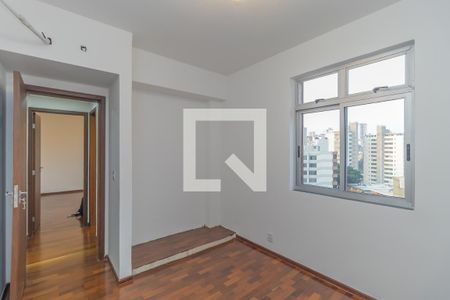 Apartamento à venda com 3 quartos, 104m² em Vila Paris, Belo Horizonte