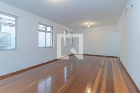 Apartamento à venda com 3 quartos, 104m² em Vila Paris, Belo Horizonte