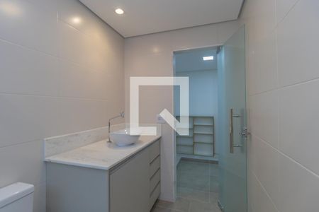 Banheiro de apartamento à venda com 3 quartos, 104m² em Vila Paris, Belo Horizonte