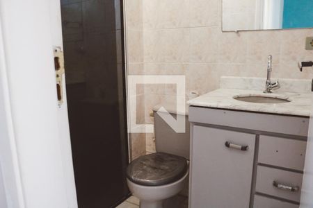 Banheiro de apartamento para alugar com 2 quartos, 100m² em Vila Amalia (zona Norte), São Paulo