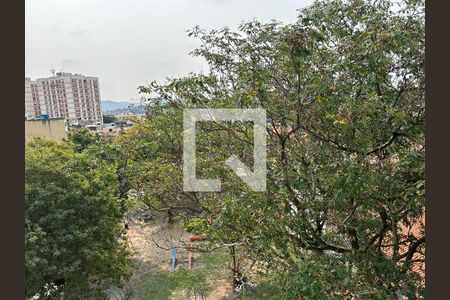 Vista do quarto 2 de apartamento para alugar com 3 quartos, 70m² em Encantado, Rio de Janeiro