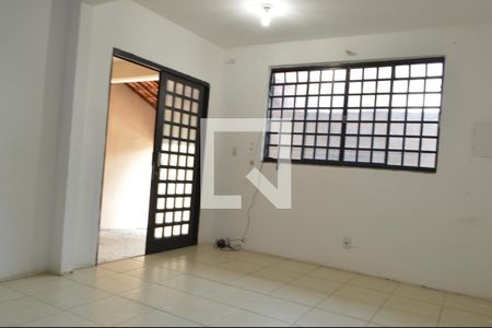 Sala de casa de condomínio à venda com 2 quartos, 180m² em Tanque, Rio de Janeiro