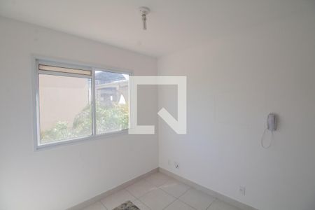 Sala de apartamento para alugar com 2 quartos, 33m² em Jardim Planalto, São Paulo