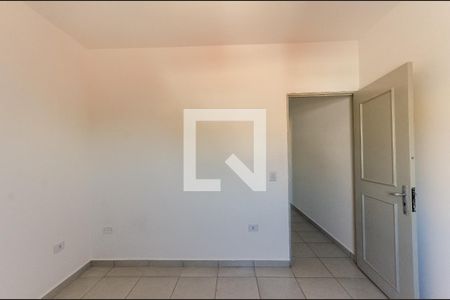 Quarto 1 de casa para alugar com 2 quartos, 50m² em Vila Guedes, São Paulo