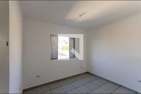 Quarto 1 de casa para alugar com 2 quartos, 50m² em Vila Guedes, São Paulo