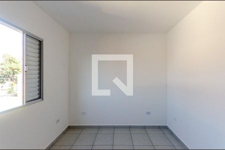 Quarto 1 de casa para alugar com 2 quartos, 50m² em Vila Guedes, São Paulo