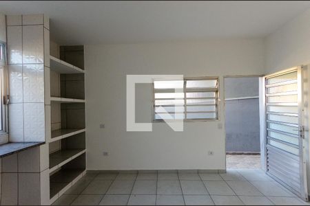  Sala/Cozinha de casa para alugar com 2 quartos, 51m² em Vila Guedes, São Paulo