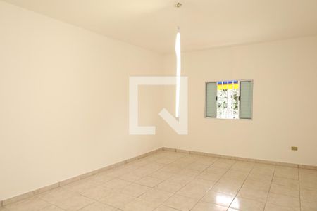 Quarto 1 de casa para alugar com 4 quartos, 270m² em Jardim Robru, São Paulo