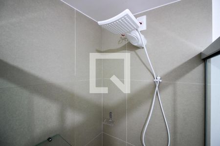 Banheiro de kitnet/studio para alugar com 1 quarto, 30m² em Pinheiros, São Paulo