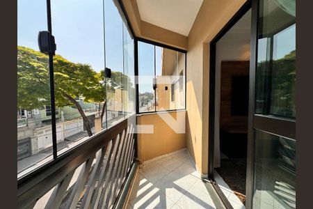 Sacada Sala de apartamento para alugar com 3 quartos, 98m² em Vila Camilópolis, Santo André