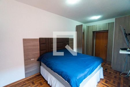 Suite de casa à venda com 4 quartos, 300m² em Vila da Saúde, São Paulo