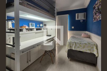 Apartamento à venda com 250m², 3 quartos e 2 vagas Apartamento à venda com 250m², 3 quartos e 2 vagasQuarto