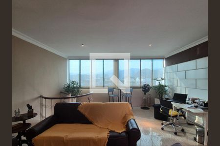 Apartamento à venda com 250m², 3 quartos e 2 vagas Apartamento à venda com 250m², 3 quartos e 2 vagassala 2