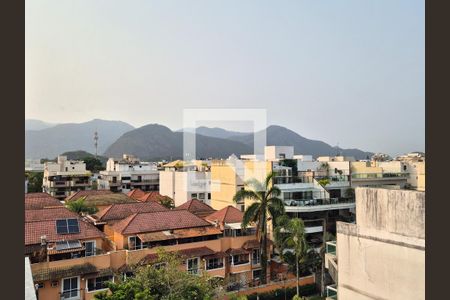 Apartamento à venda com 250m², 3 quartos e 2 vagas Apartamento à venda com 250m², 3 quartos e 2 vagasVista