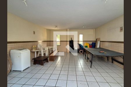 Apartamento à venda com 250m², 3 quartos e 2 vagas Apartamento à venda com 250m², 3 quartos e 2 vagasÁrea comum