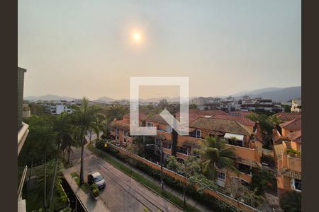 Apartamento à venda com 250m², 3 quartos e 2 vagas Apartamento à venda com 250m², 3 quartos e 2 vagasVista da Varanda