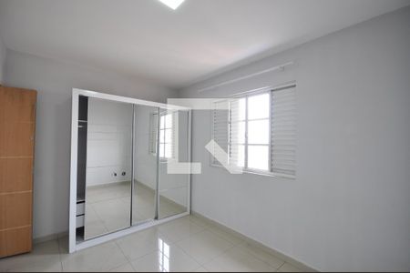 Quarto 1 de apartamento à venda com 2 quartos, 76m² em Vila Constança, São Paulo