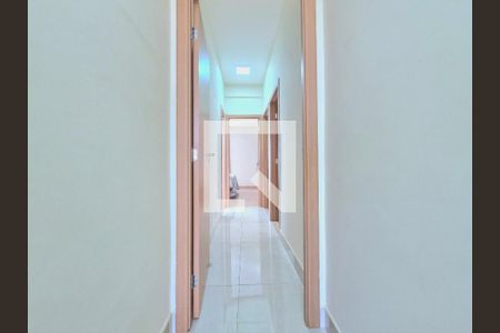 Corredor de casa à venda com 4 quartos, 186m² em Sobradinho, Lagoa Santa