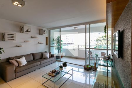 Sala de apartamento à venda com 4 quartos, 130m² em Funcionários, Belo Horizonte