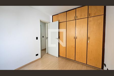 Quarto 1 de apartamento à venda com 2 quartos, 57m² em Jardim Anhanguera, São Paulo