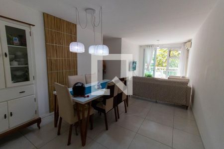 Sala de apartamento à venda com 3 quartos, 98m² em Piratininga, Niterói