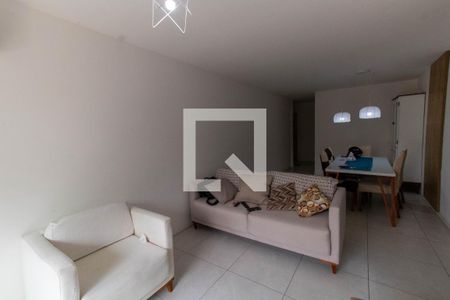 Sala de apartamento à venda com 3 quartos, 98m² em Piratininga, Niterói