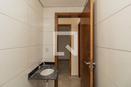 Apartamento para alugar com 45m², 2 quartos e sem vaga Apartamento para alugar com 45m², 2 quartos e sem vagaBanheiro