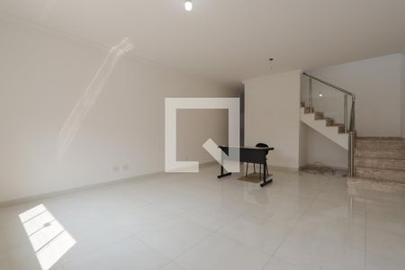 Sala de casa à venda com 3 quartos, 95m² em Vila Romero, São Paulo