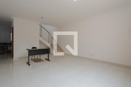 Sala de casa à venda com 3 quartos, 95m² em Vila Romero, São Paulo